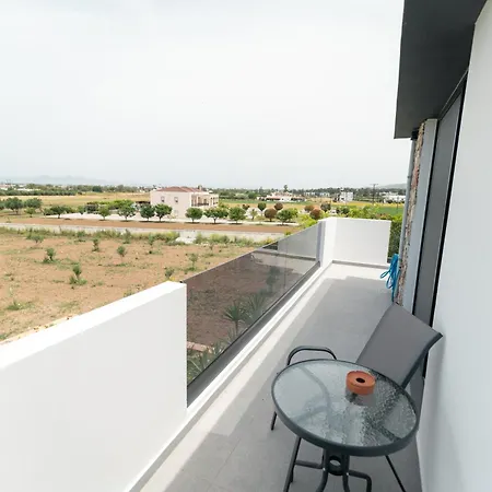 Aurora 5 Sea View Near The