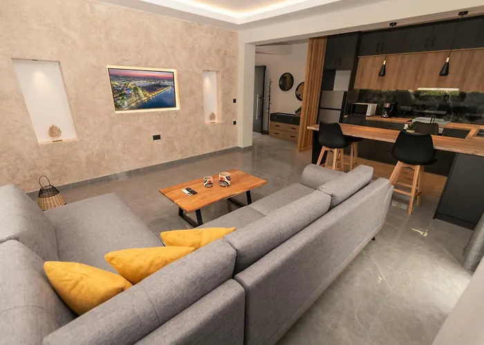 아파트 Aurora 5 Sea View Near The 마르마리