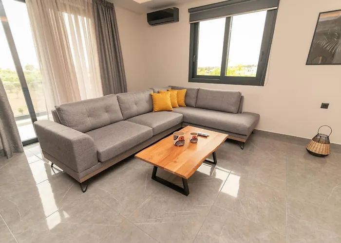 아파트 Aurora 5 Sea View Near The 마르마리