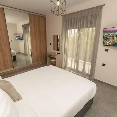 Apartment Aurora 5 Sea View Near The