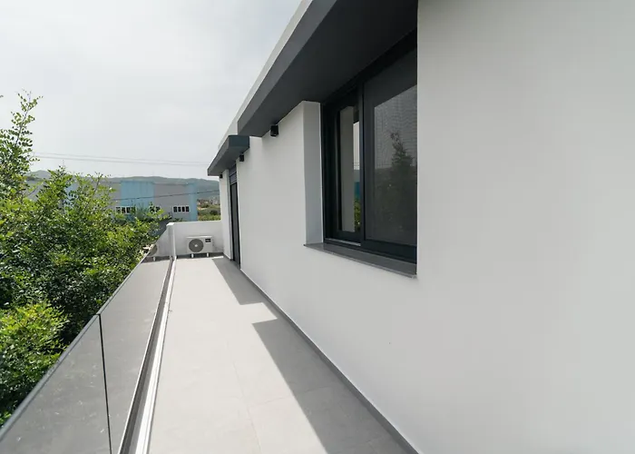 Aurora 5 Sea View Near The *